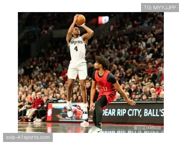 开拓者防守端施压迫使太阳命中率仅37.5%展强度