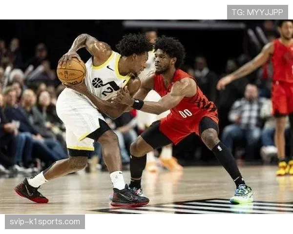 开拓者进攻空间利用 亨德森突破分球创造外线投射机会分析